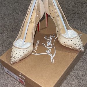 BRAND NEW NEVER WORN CHRISTIAN LOUBOUTIN HEELS